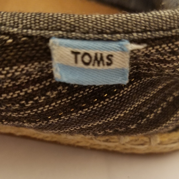 🏷TOMS Canvas Shoes - Picture 3 of 3